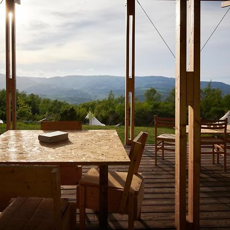 Agricola Ombra - Tents In Nature Hotel Лаятико Екстериор снимка
