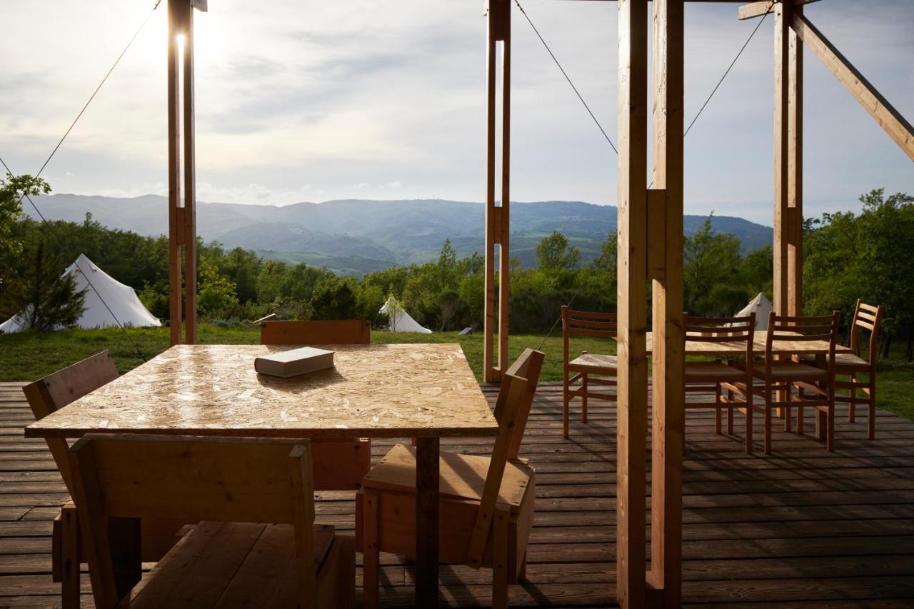 Agricola Ombra - Tents In Nature Hotel Лаятико Екстериор снимка