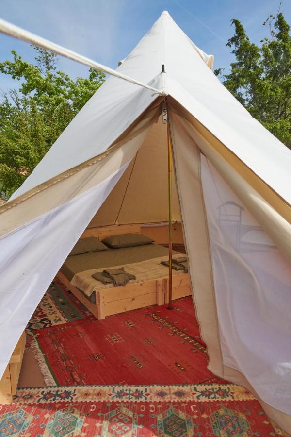 Agricola Ombra - Tents In Nature Hotel Лаятико Екстериор снимка