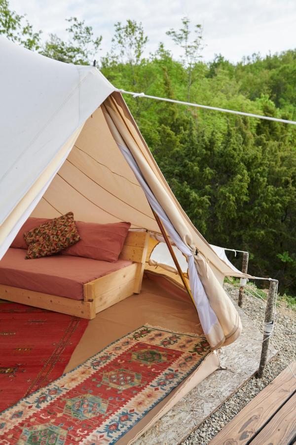 Agricola Ombra - Tents In Nature Hotel Лаятико Екстериор снимка