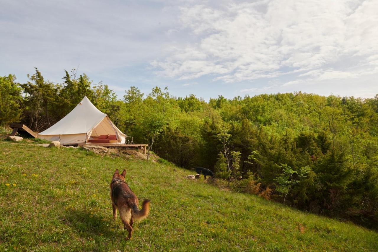 Agricola Ombra - Tents In Nature Hotel Лаятико Екстериор снимка